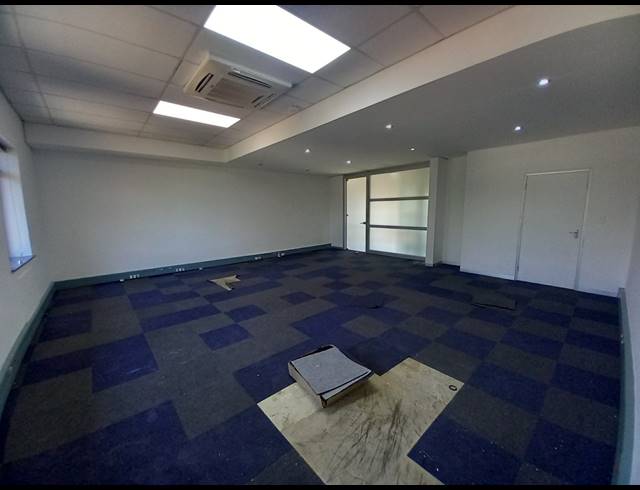 409M² OFFICE TO LET IN BRYANSTON